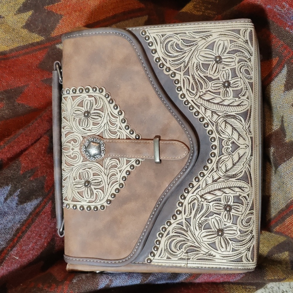 Western purse conceal carry